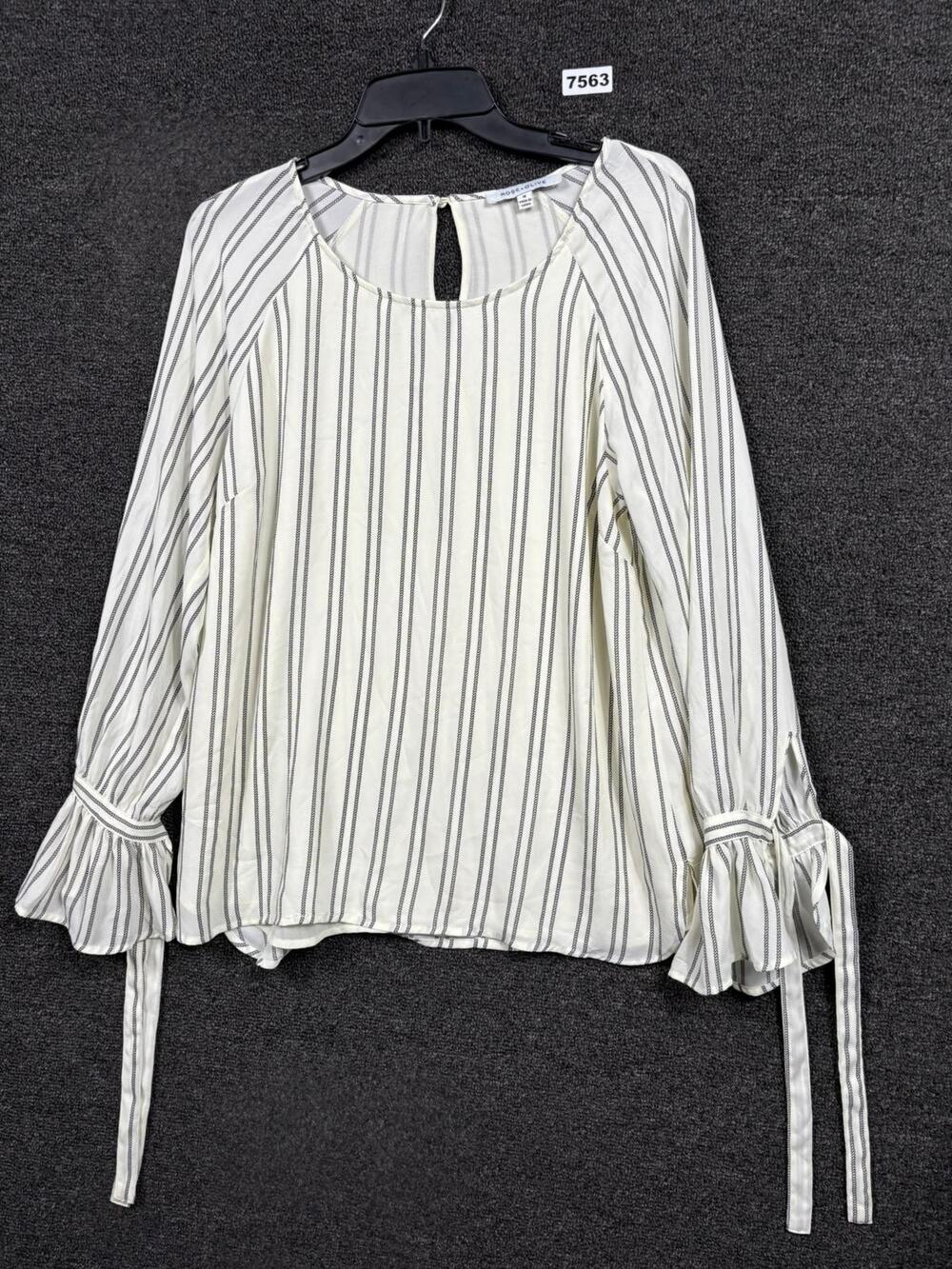Rose & Olive Blouse Womens Size M Ivory Striped Long Sleeve Round Neck Casual
